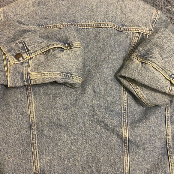 New denim jacket does not have tags but never worn. - Picture 3 of 3